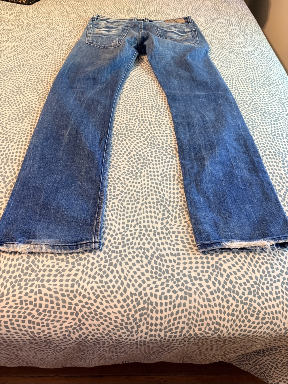 Diesel | Viker Low Rise, Button Fly Straight Leg Jeans, Distressed Wash - Picture 7 of 15